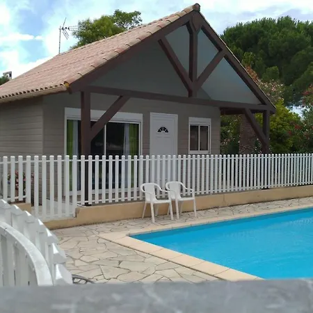 Le Chalet De Lylou Montady Extérieur photo